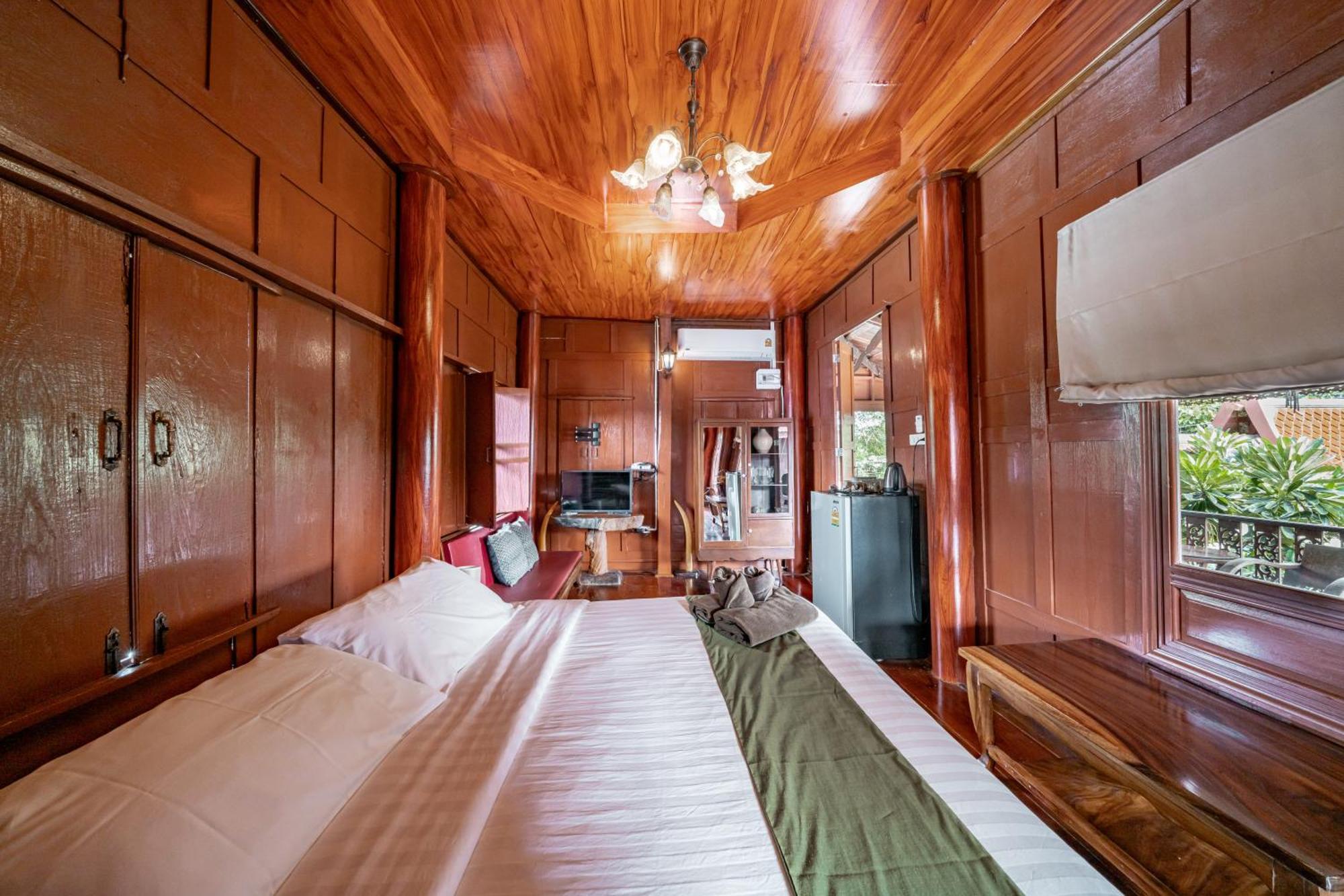 Athithara Homestay Пра Након Си Аютая Екстериор снимка