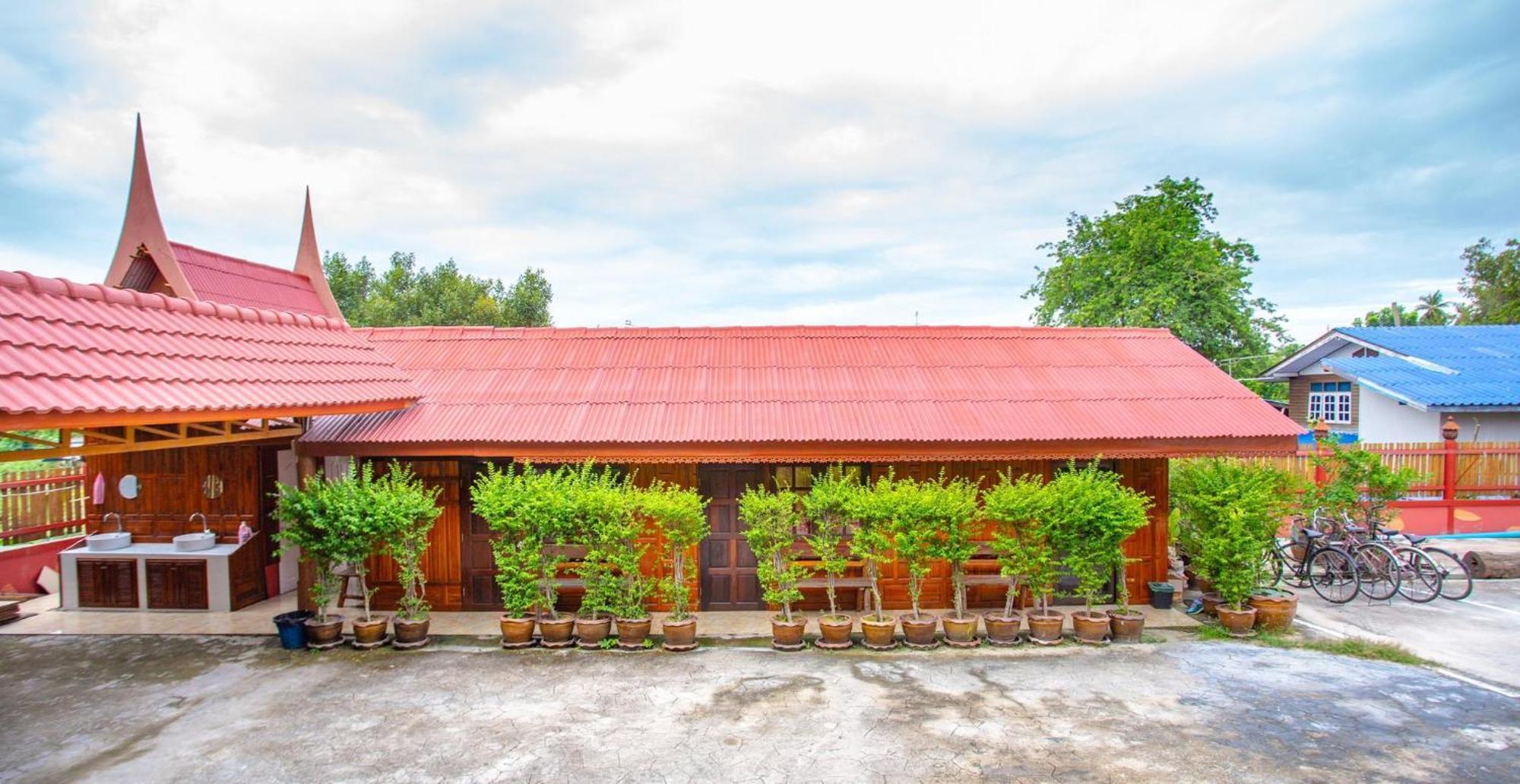 Athithara Homestay Пра Након Си Аютая Екстериор снимка
