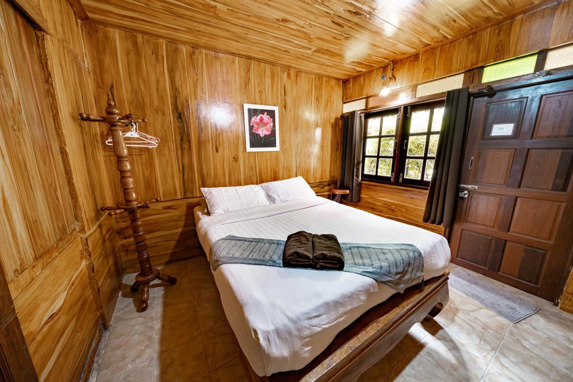 Athithara Homestay Пра Након Си Аютая Екстериор снимка